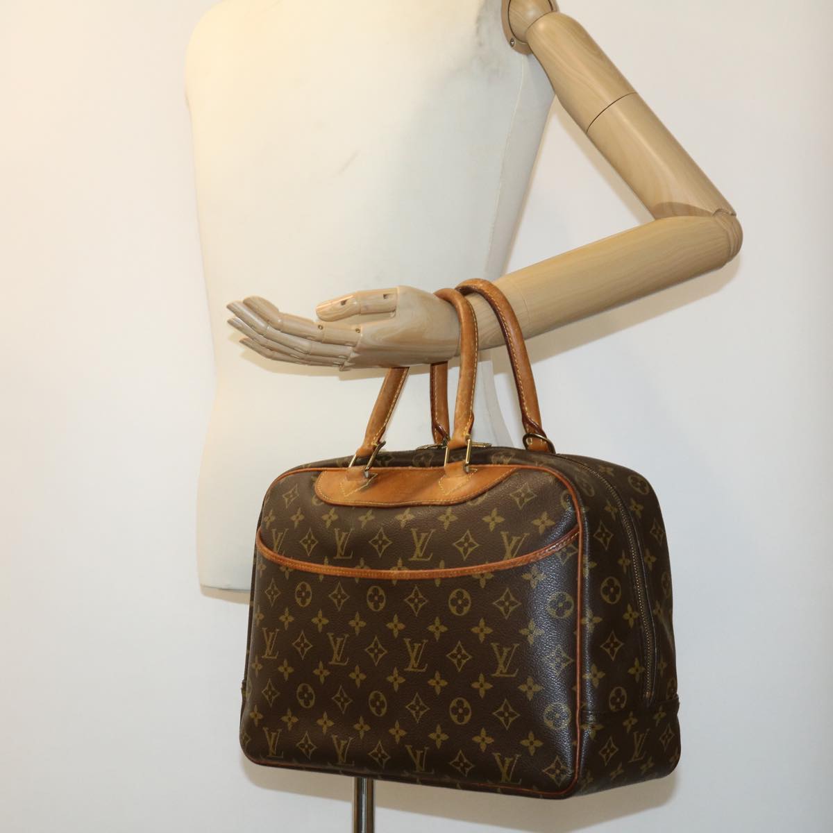 LOUIS VUITTON Monogram Deauville Hand Bag M47270 LV Auth 30775