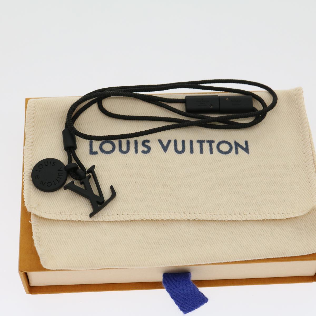 LOUIS VUITTON CollierCharms On The Go Necklace Black M63647 LV Auth 30816