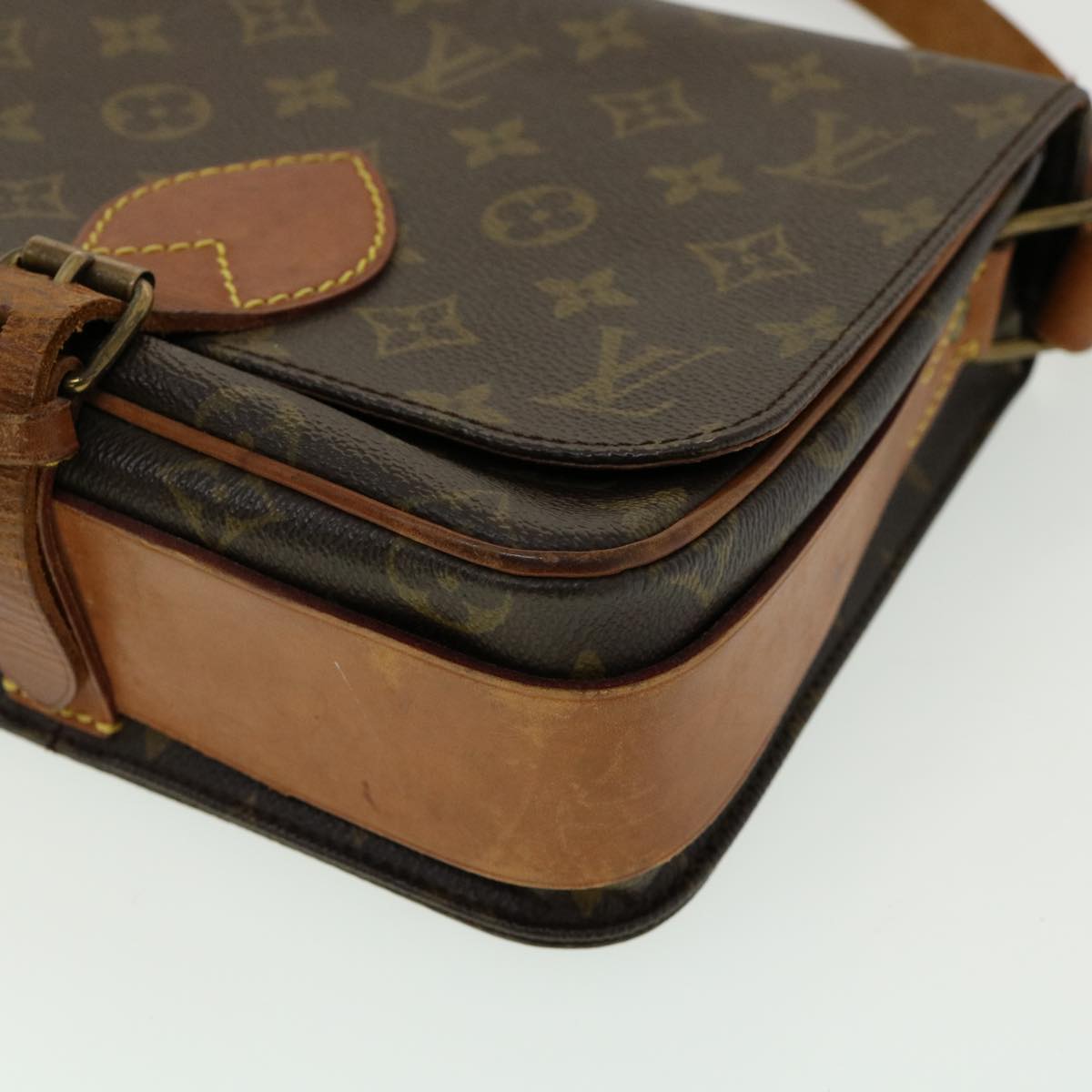 LOUIS VUITTON Monogram Cartouchiere MM Shoulder Bag M51253 LV Auth 30876