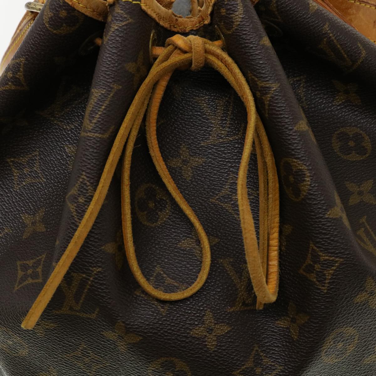 LOUIS VUITTON Monogram Noe Shoulder Bag M42224 LV Auth 30922