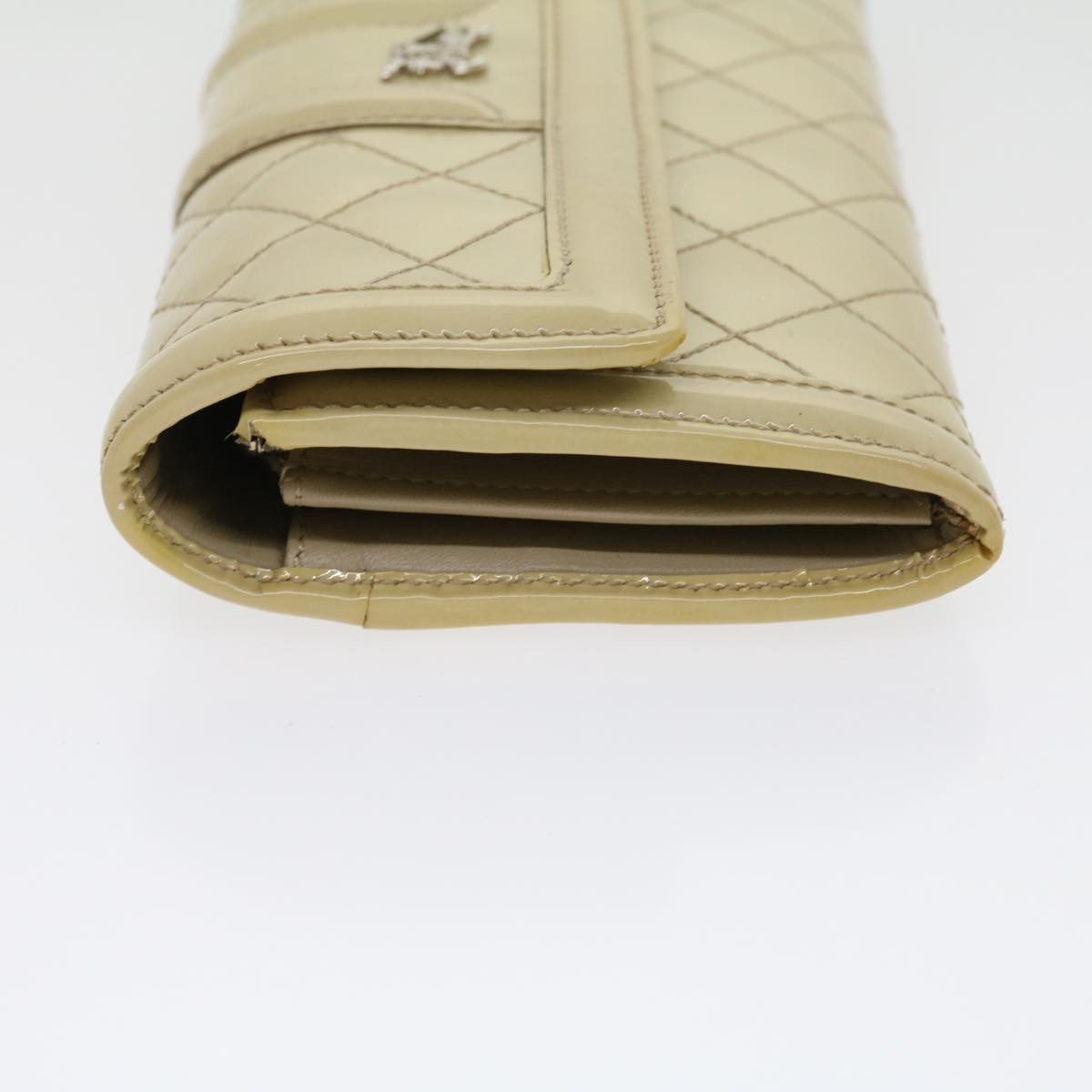 BURBERRY Long Wallet Enamel Beige Auth 30970