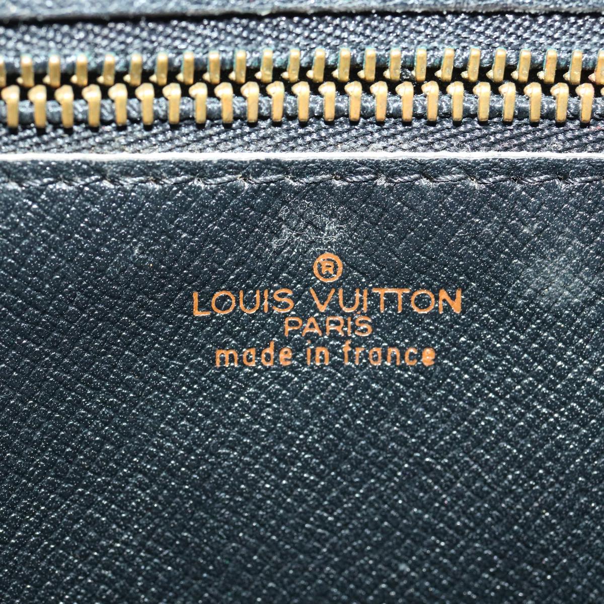 LOUIS VUITTON Epi Montagne 23 Clutch Bag Blue M52665 LV Auth 31693