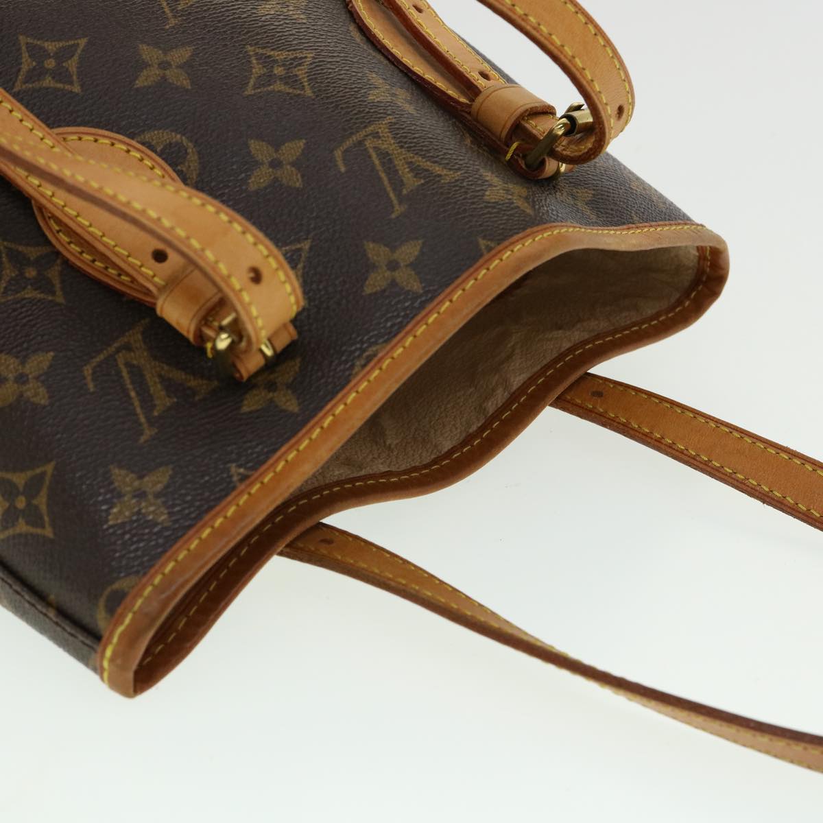 LOUIS VUITTON Monogram Bucket PM Shoulder Bag M42238 LV Auth 31729