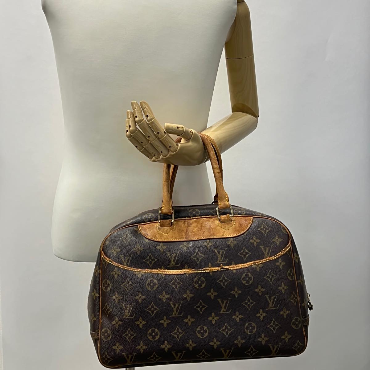 LOUIS VUITTON Monogram Deauville Hand Bag M47270 LV Auth 31772