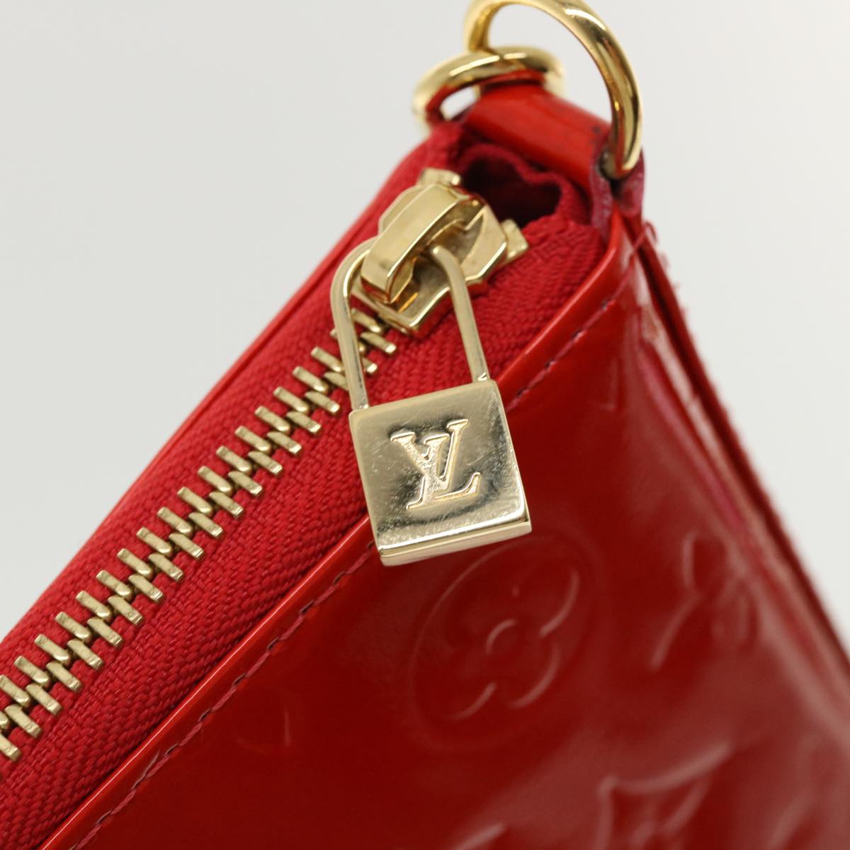 LOUIS VUITTON Monogram Vernis marly square Hand Bag Red LV Auth 31837A