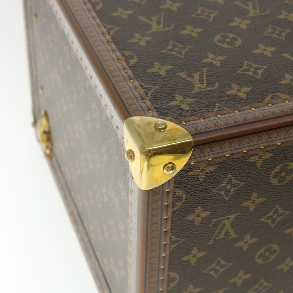 LOUIS VUITTON Monogram Champagne case Trunk M21825 LV Auth 31844A