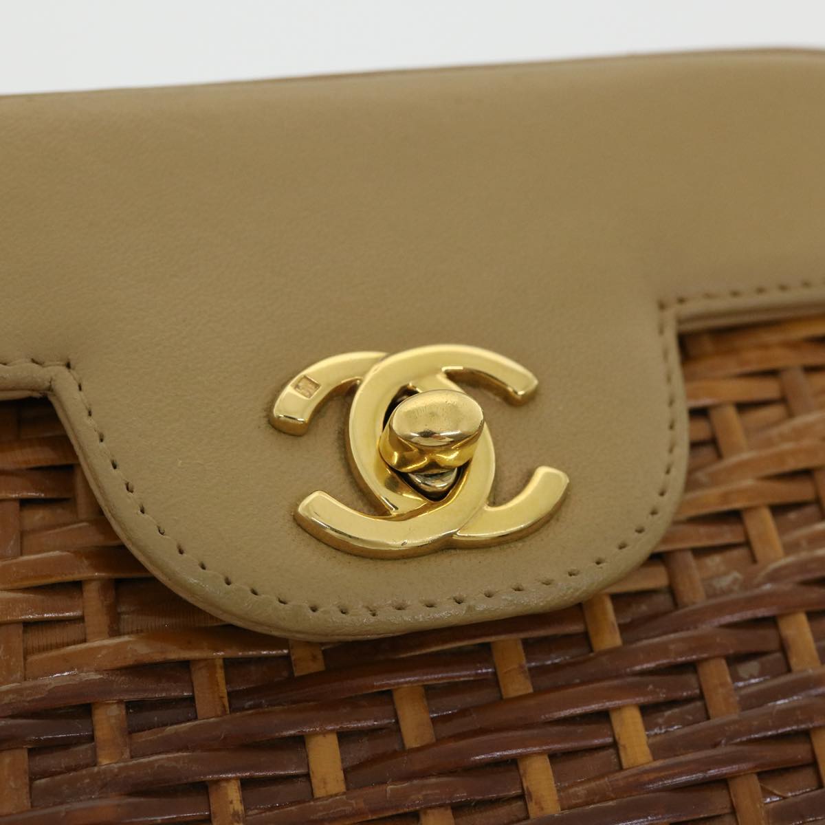 CHANEL Basket Chain Shoulder Bag Leather rattan Brown CC Auth 31896A