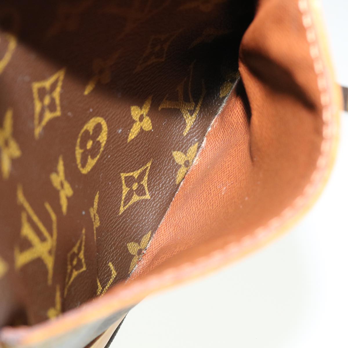 LOUIS VUITTON Monogram DanubeMM Shoulder Bag M45264 LV Auth 31960