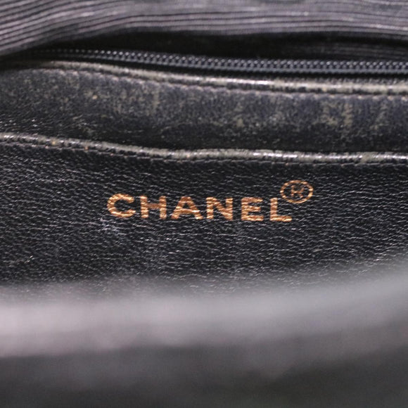 CHANEL Big Matelasse Turn Lock Shoulder Bag Caviar Skin Black CC Auth 32155A