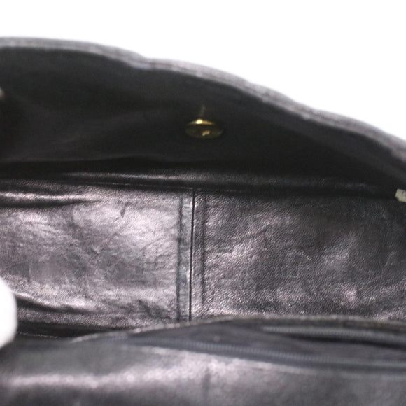 CHANEL Big Matelasse Turn Lock Shoulder Bag Caviar Skin Black CC Auth 32155A