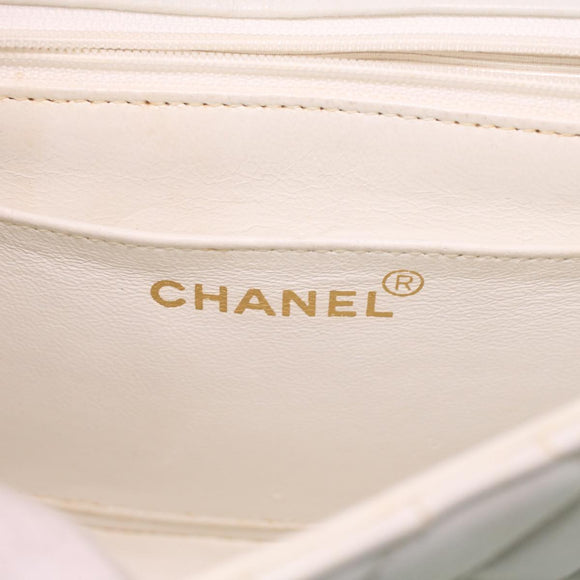 CHANEL Matelasse Turn Lock Shoulder Bag Lamb Skin Brown White CC Auth 32160A