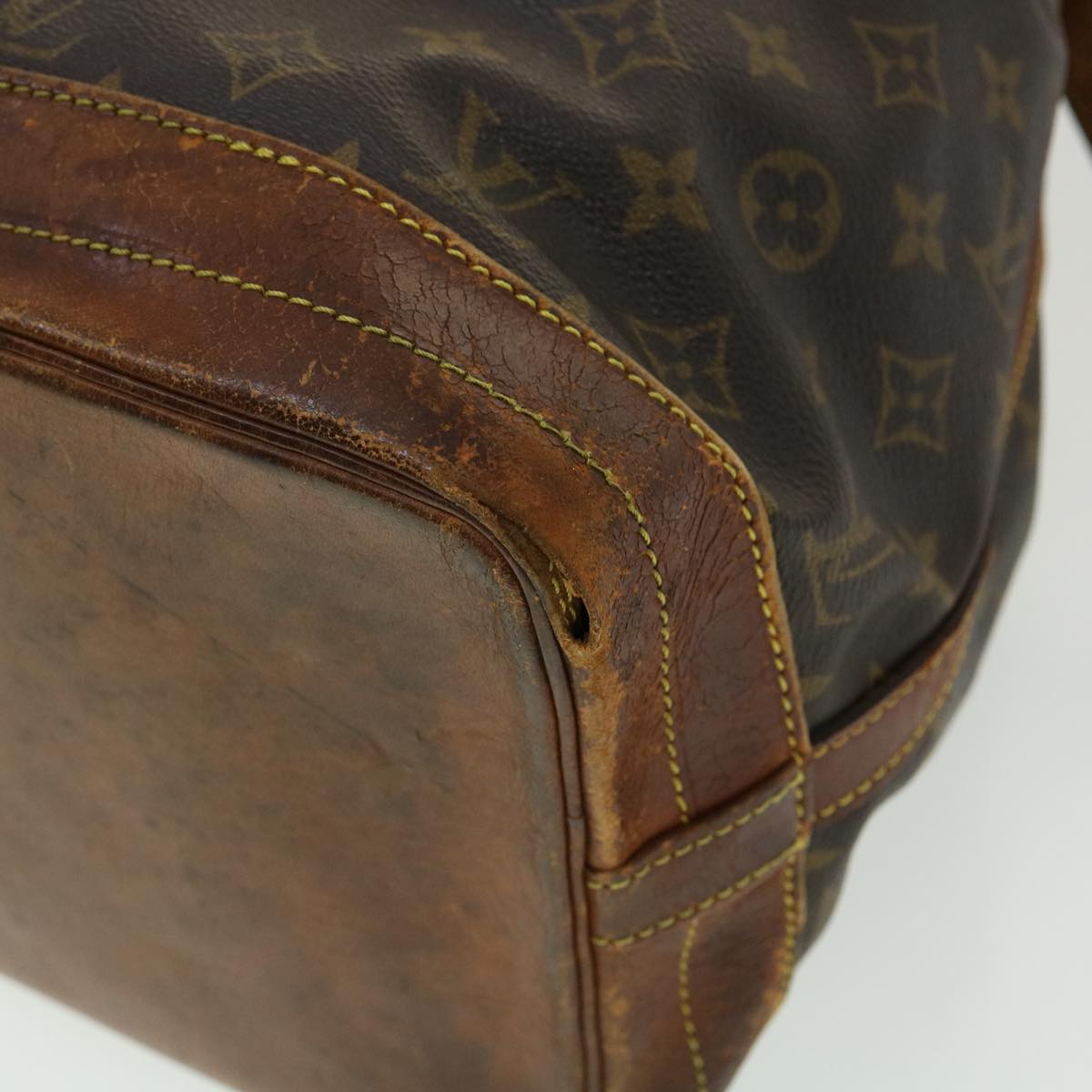 LOUIS VUITTON Monogram Noe Shoulder Bag M42224 LV Auth 32194