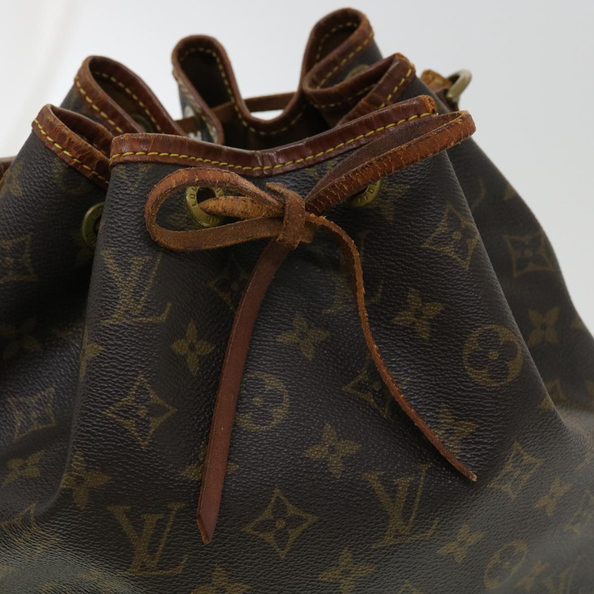 LOUIS VUITTON Monogram Noe Shoulder Bag M42224 LV Auth 32194