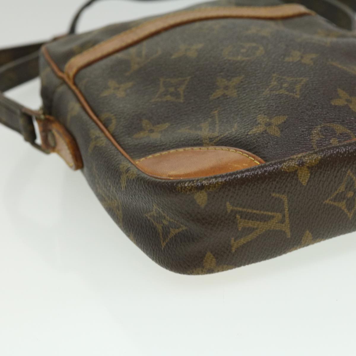 LOUIS VUITTON Monogram DanubeMM Shoulder Bag M45264 LV Auth 32336