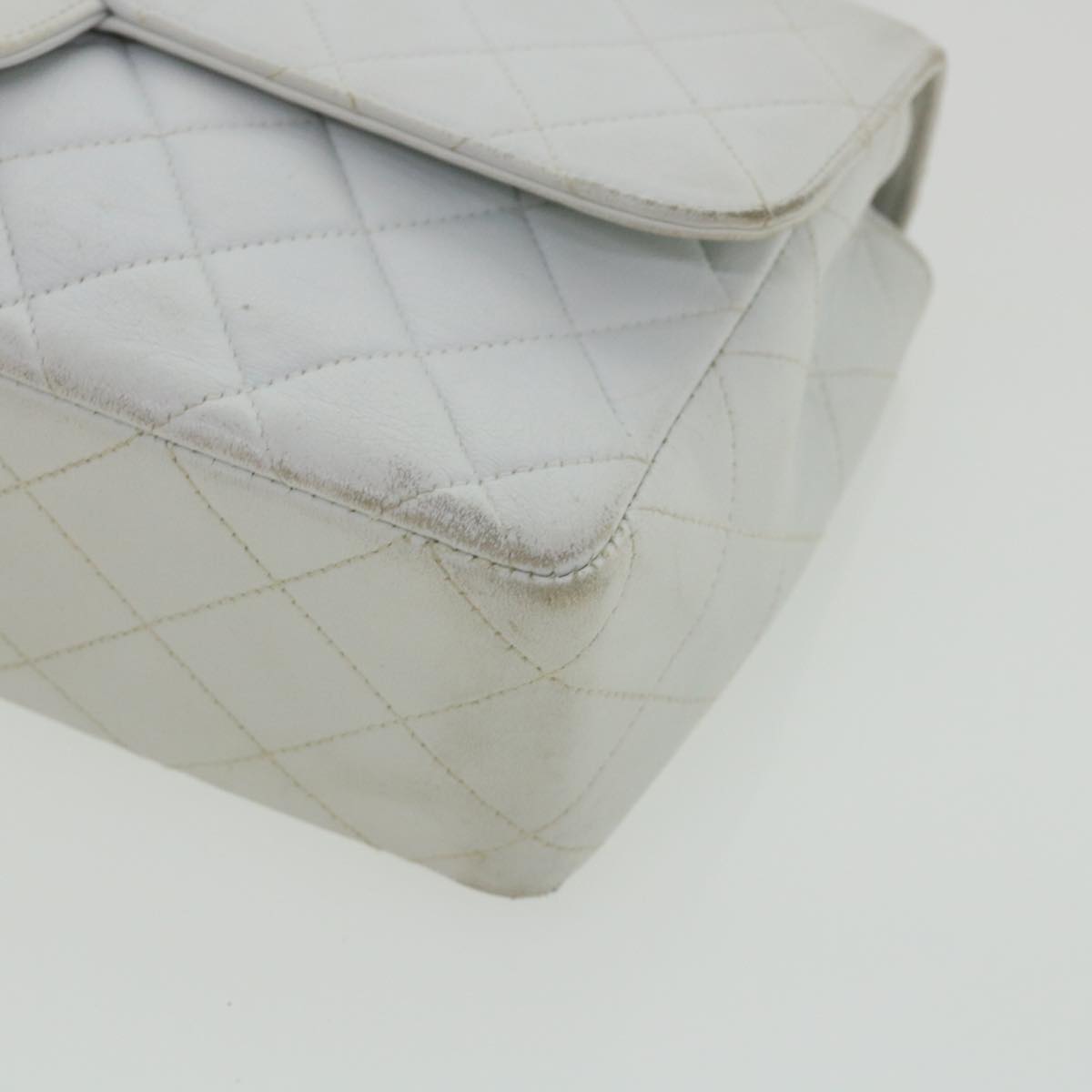 CHANEL Matelasse Pair Shoulder Bag Lamb Skin White CC Auth 32416A