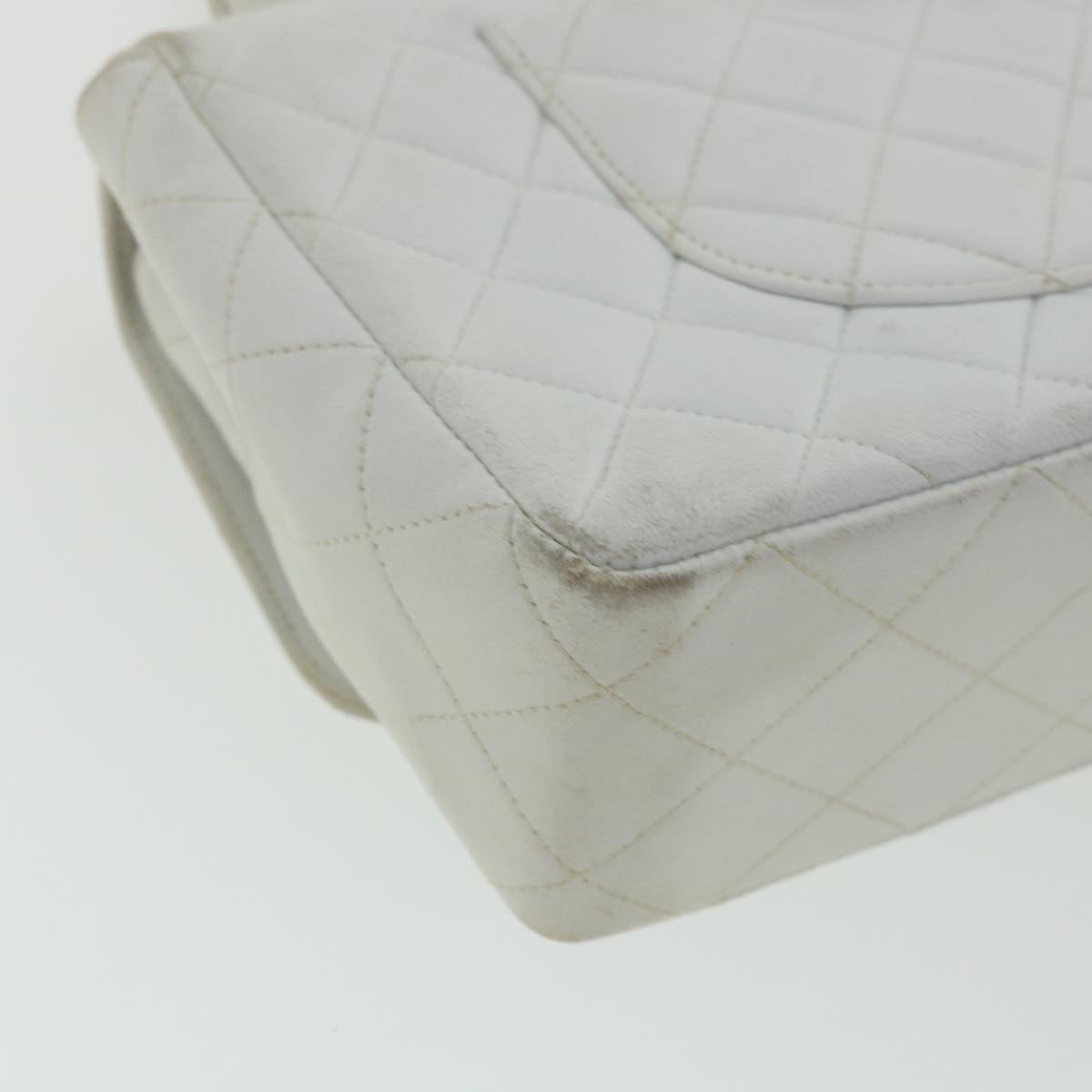 CHANEL Matelasse Pair Shoulder Bag Lamb Skin White CC Auth 32416A