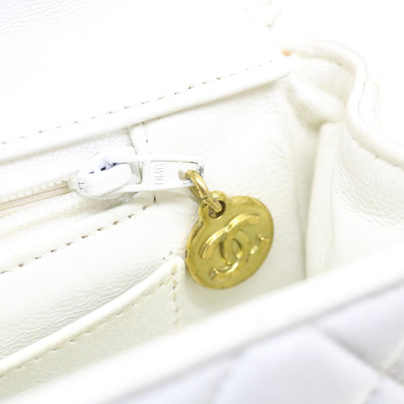 CHANEL Matelasse Pair Shoulder Bag Lamb Skin White CC Auth 32416A