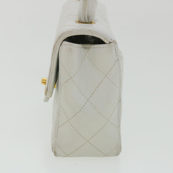 CHANEL Matelasse Pair Shoulder Bag Lamb Skin White CC Auth 32416A