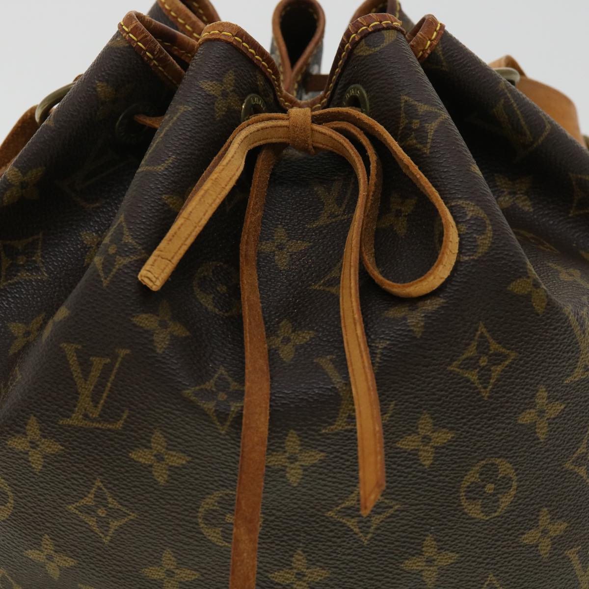 LOUIS VUITTON Monogram Petit Noe Shoulder Bag M42226 LV Auth 32733