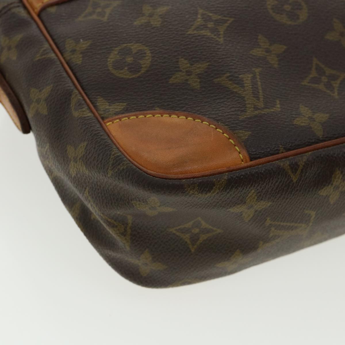 LOUIS VUITTON Monogram Trocadero 30 Shoulder Bag M51272 LV Auth 32750