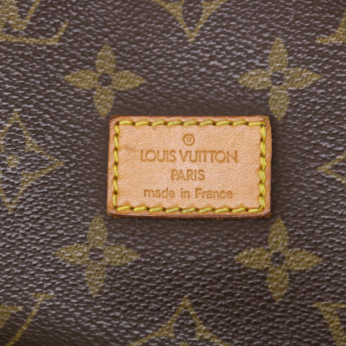 LOUIS VUITTON Monogram Saumur 30 Shoulder Bag M42256 LV Auth 32827