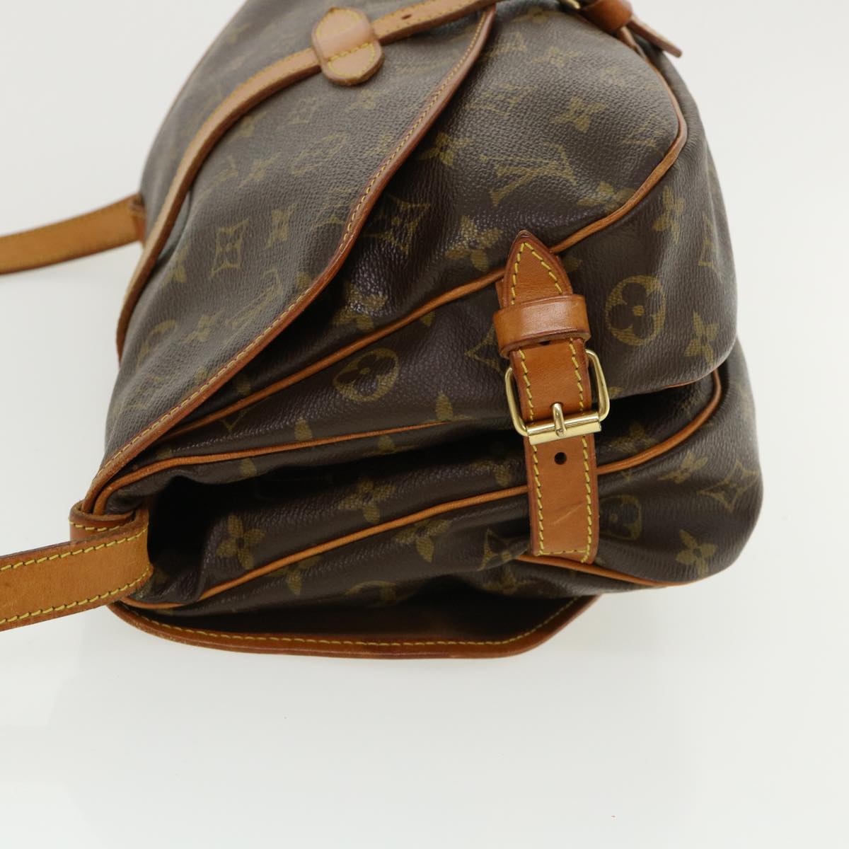 LOUIS VUITTON Monogram Saumur 30 Shoulder Bag M42256 LV Auth 32827