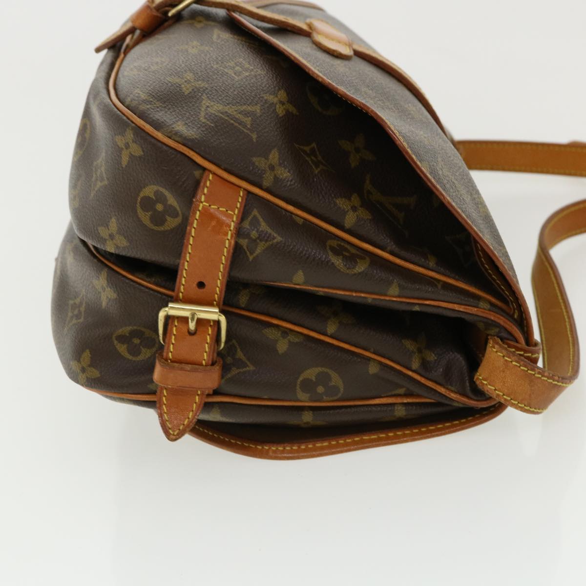 LOUIS VUITTON Monogram Saumur 30 Shoulder Bag M42256 LV Auth 32827