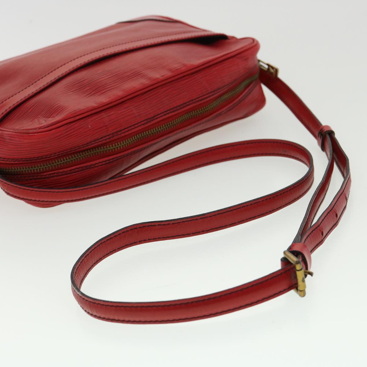 LOUIS VUITTON Epi Trocadero 27 Shoulder Bag Red M52317 LV Auth 32897