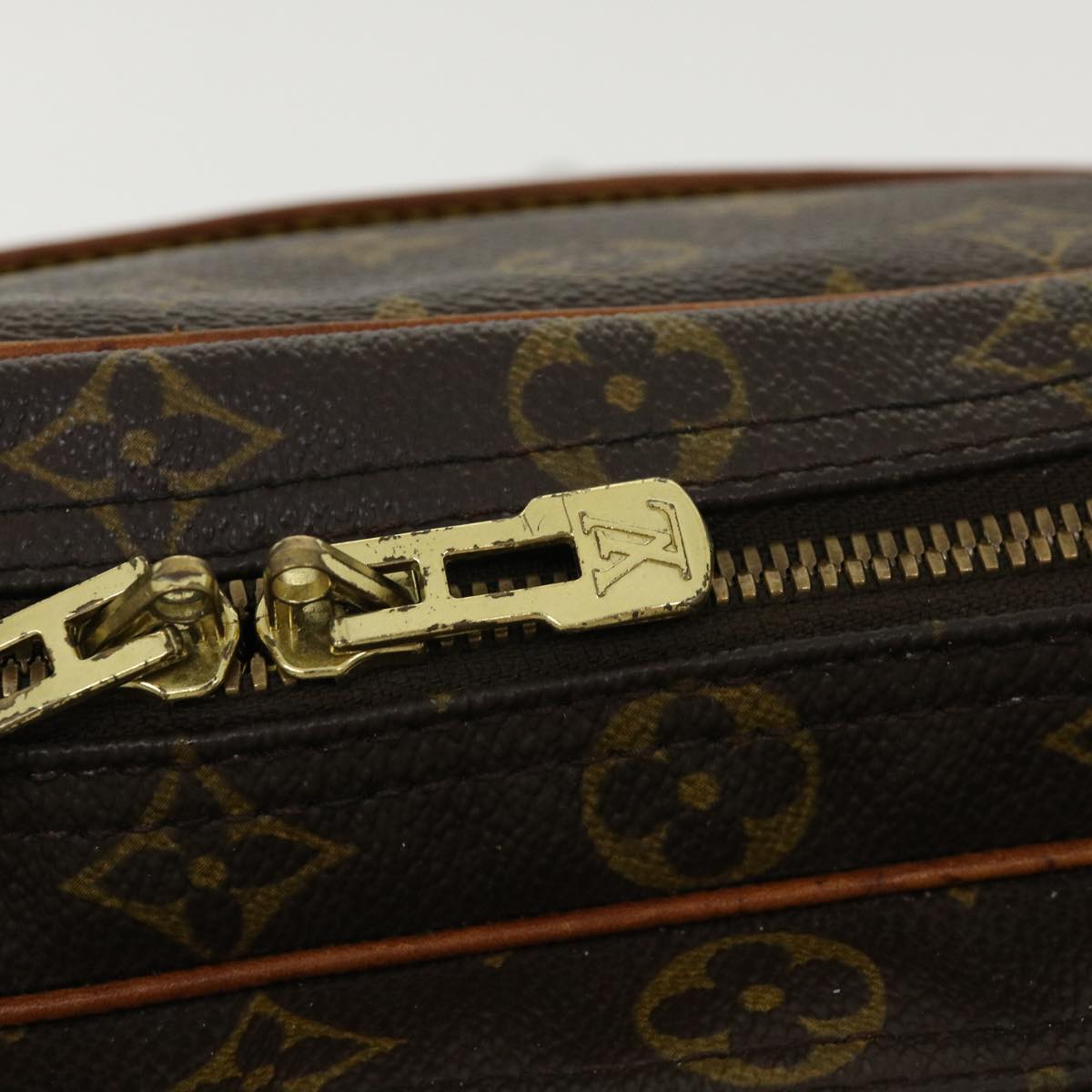 LOUIS VUITTON Monogram Reporter GM Shoulder Bag M45252 LV Auth 32975