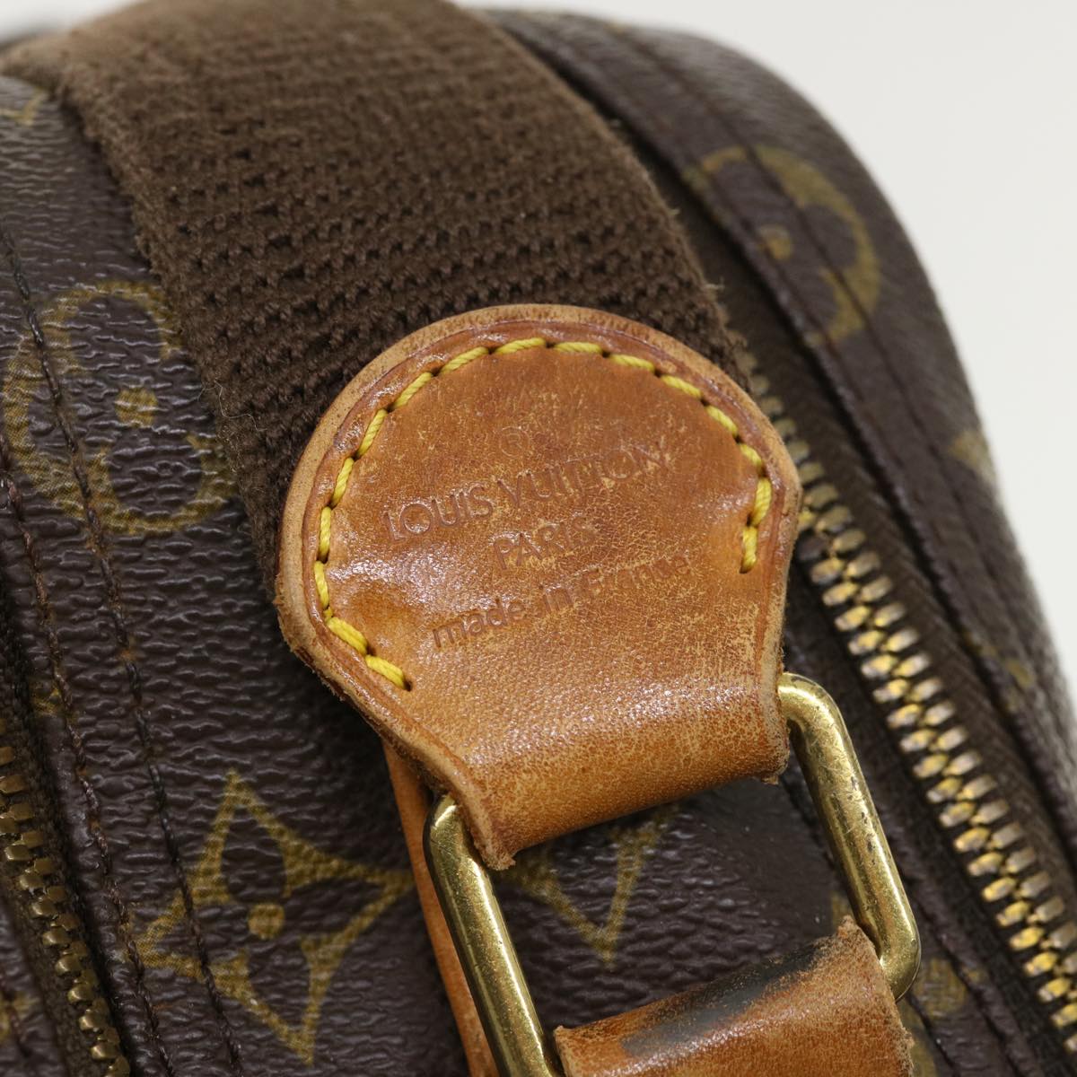 LOUIS VUITTON Monogram Reporter GM Shoulder Bag M45252 LV Auth 32975