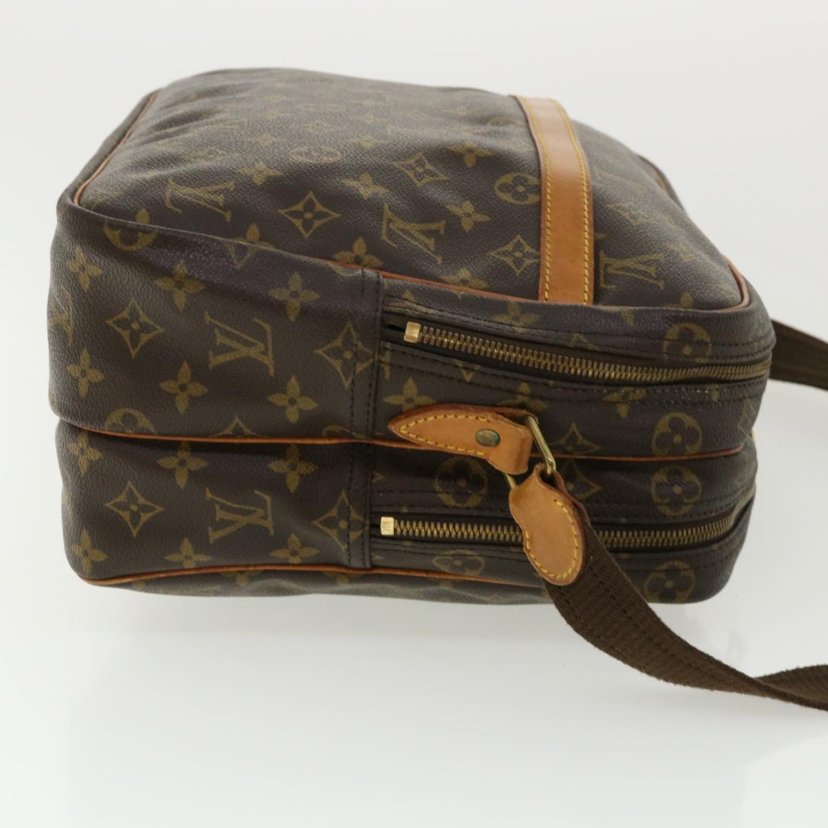 LOUIS VUITTON Monogram Reporter GM Shoulder Bag M45252 LV Auth 32975