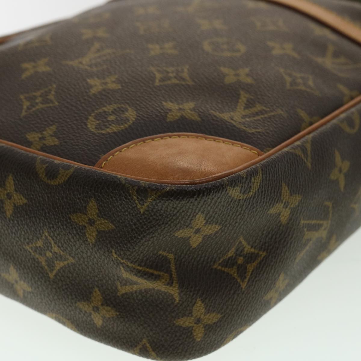 LOUIS VUITTON Monogram DanubeMM Shoulder Bag M45264 LV Auth 33023