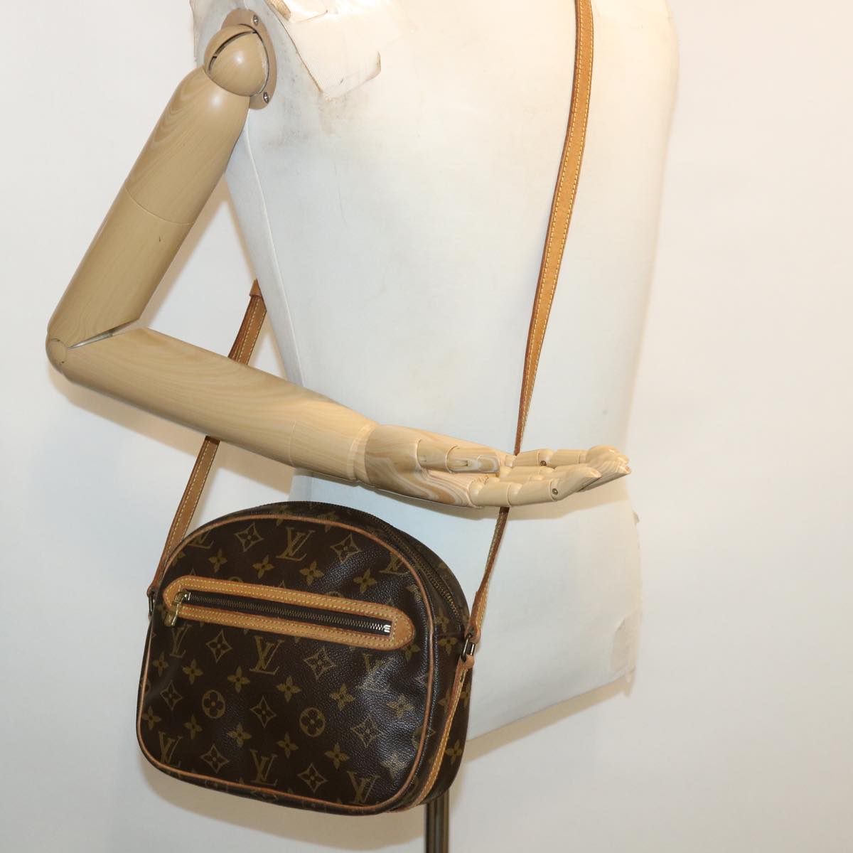 LOUIS VUITTON Monogram Senlis Shoulder Bag M51222 LV Auth 33081