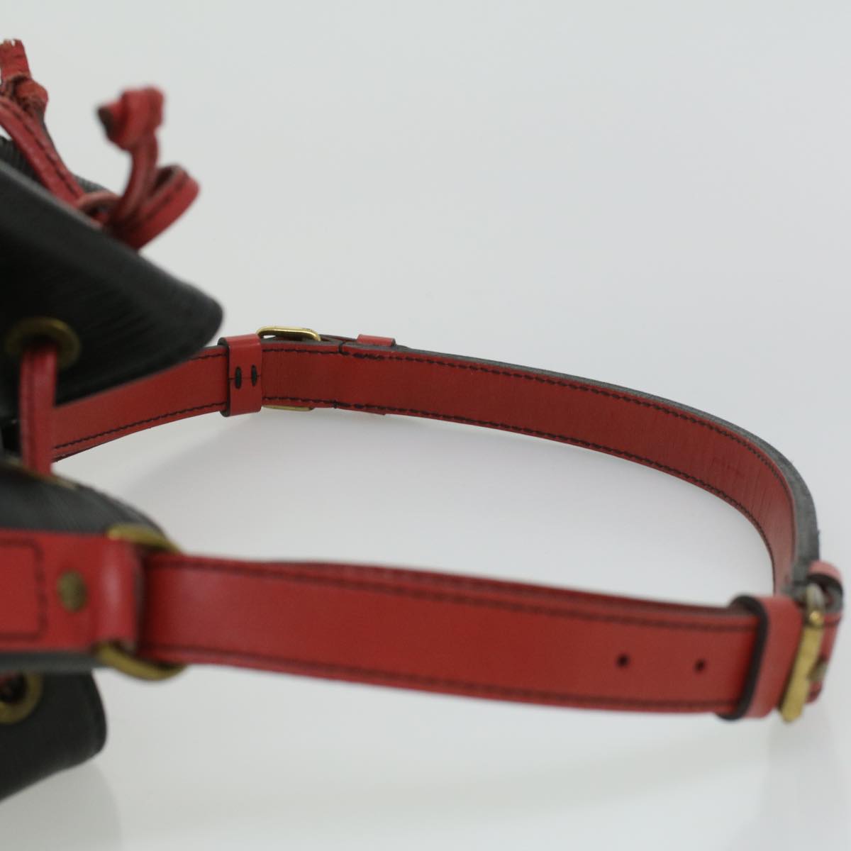 LOUIS VUITTON Epi By color Noe Shoulder Bag Black Red M44017 LV Auth 33205