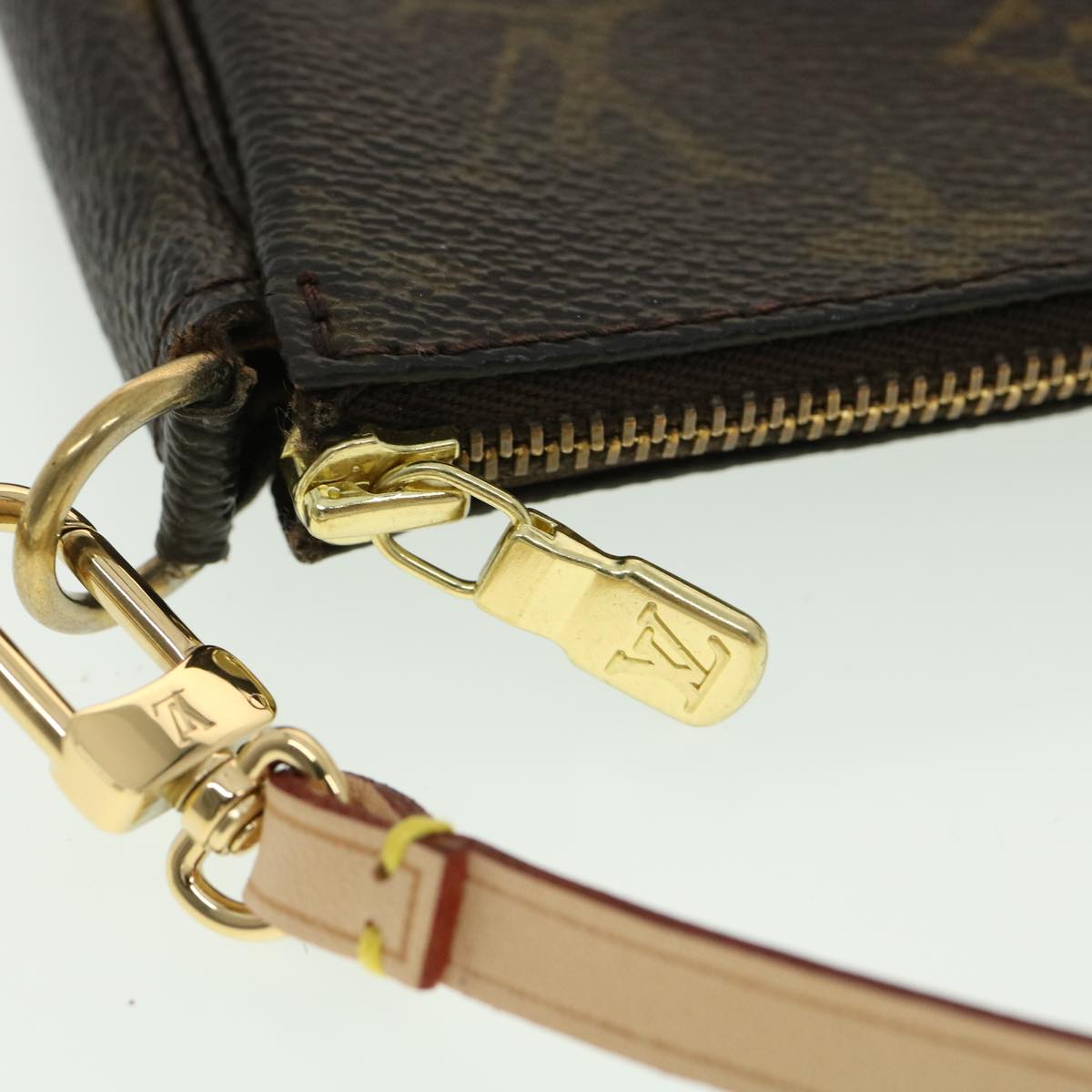 LOUIS VUITTON Monogram Pochette Accessoires Pouch M51980 LV Auth 33225