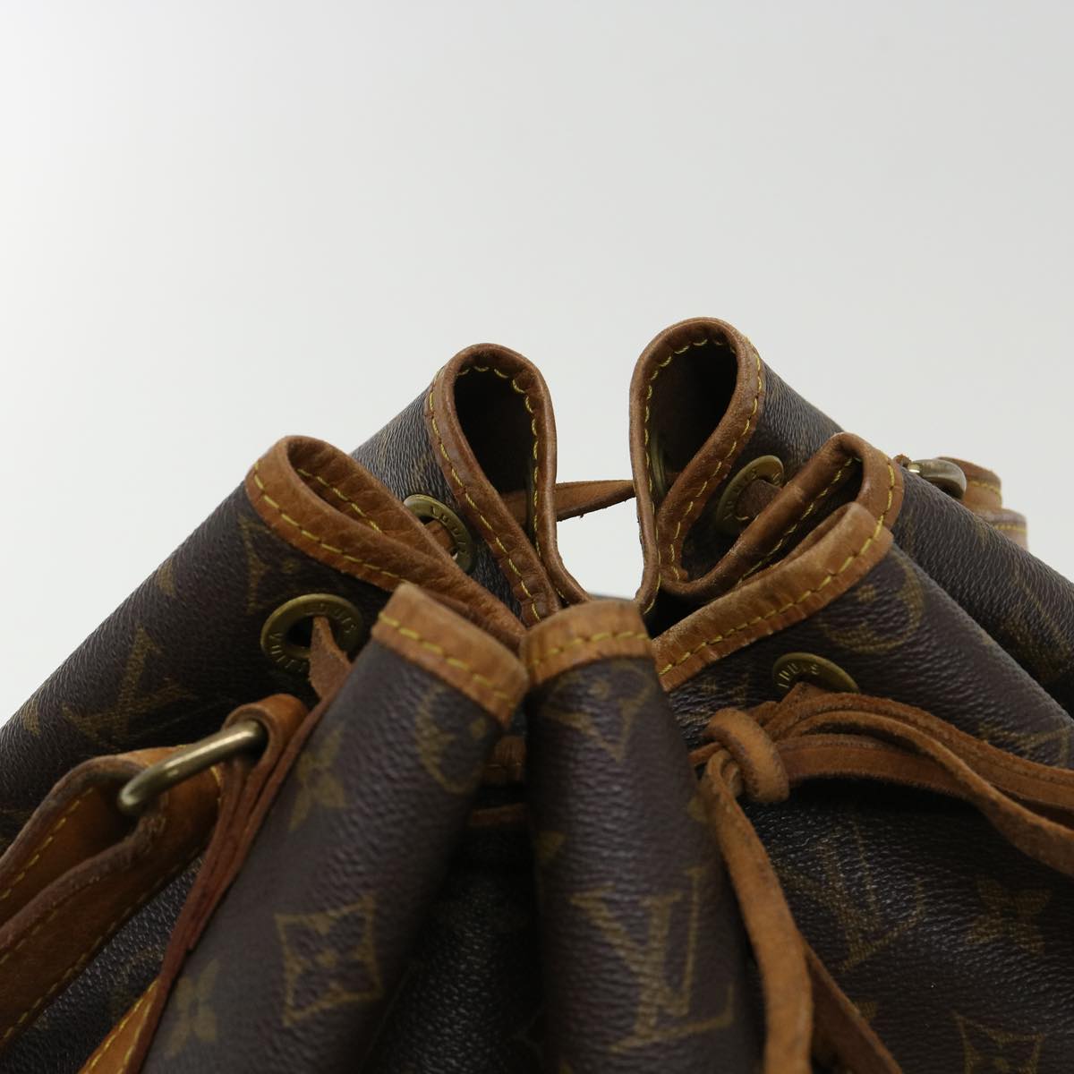 LOUIS VUITTON Monogram Noe Shoulder Bag M42224 LV Auth 33312