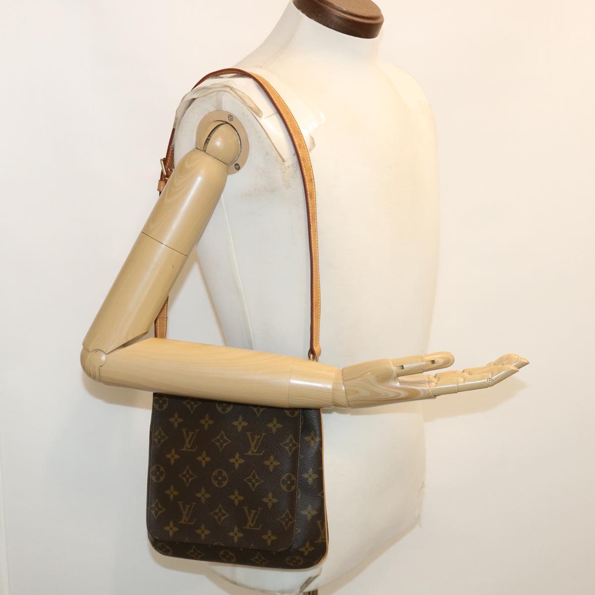 LOUIS VUITTON Monogram Musette Salsa Short Shoulder Bag M51258 LV Auth 33315