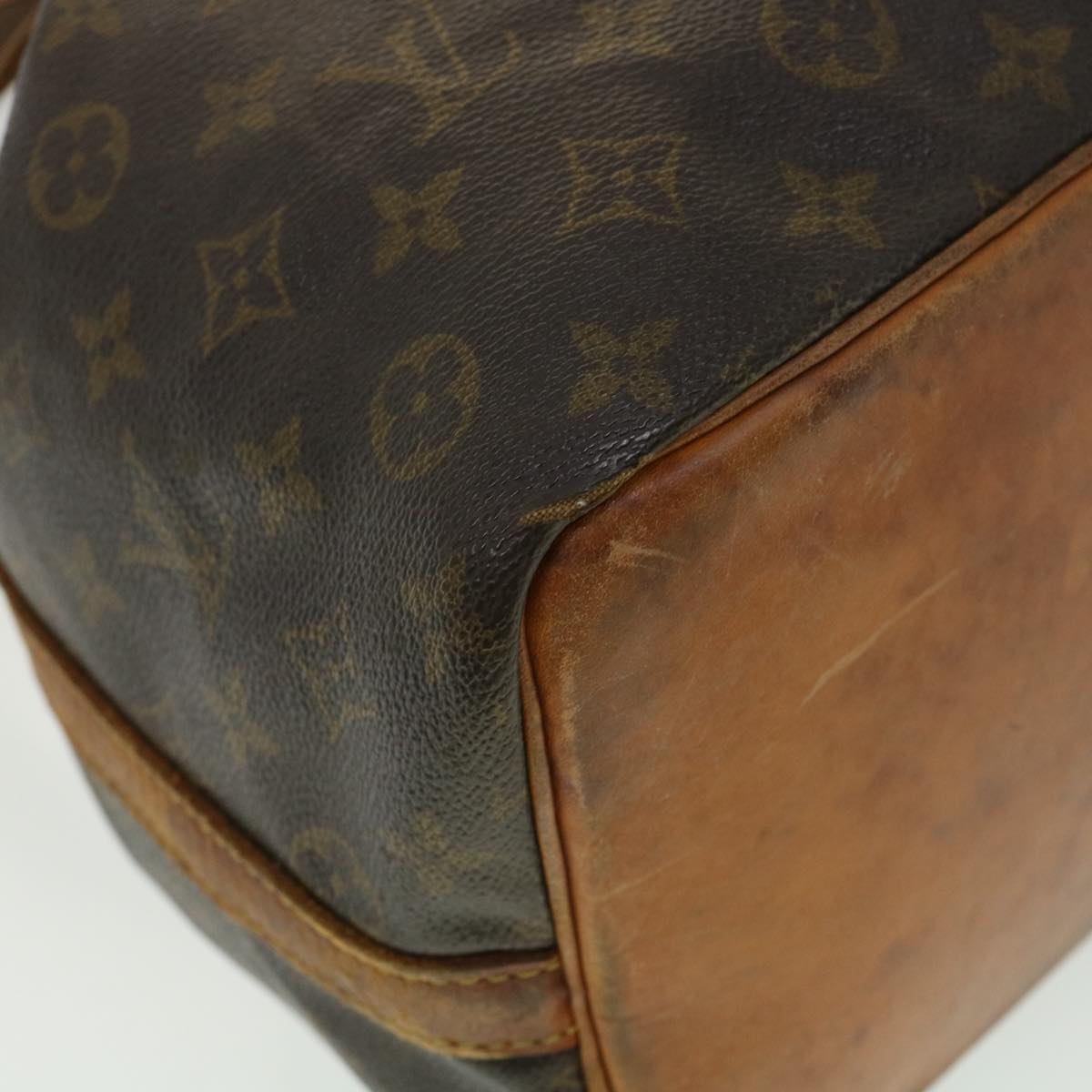 LOUIS VUITTON Monogram Petit Noe Shoulder Bag M42226 LV Auth 33402