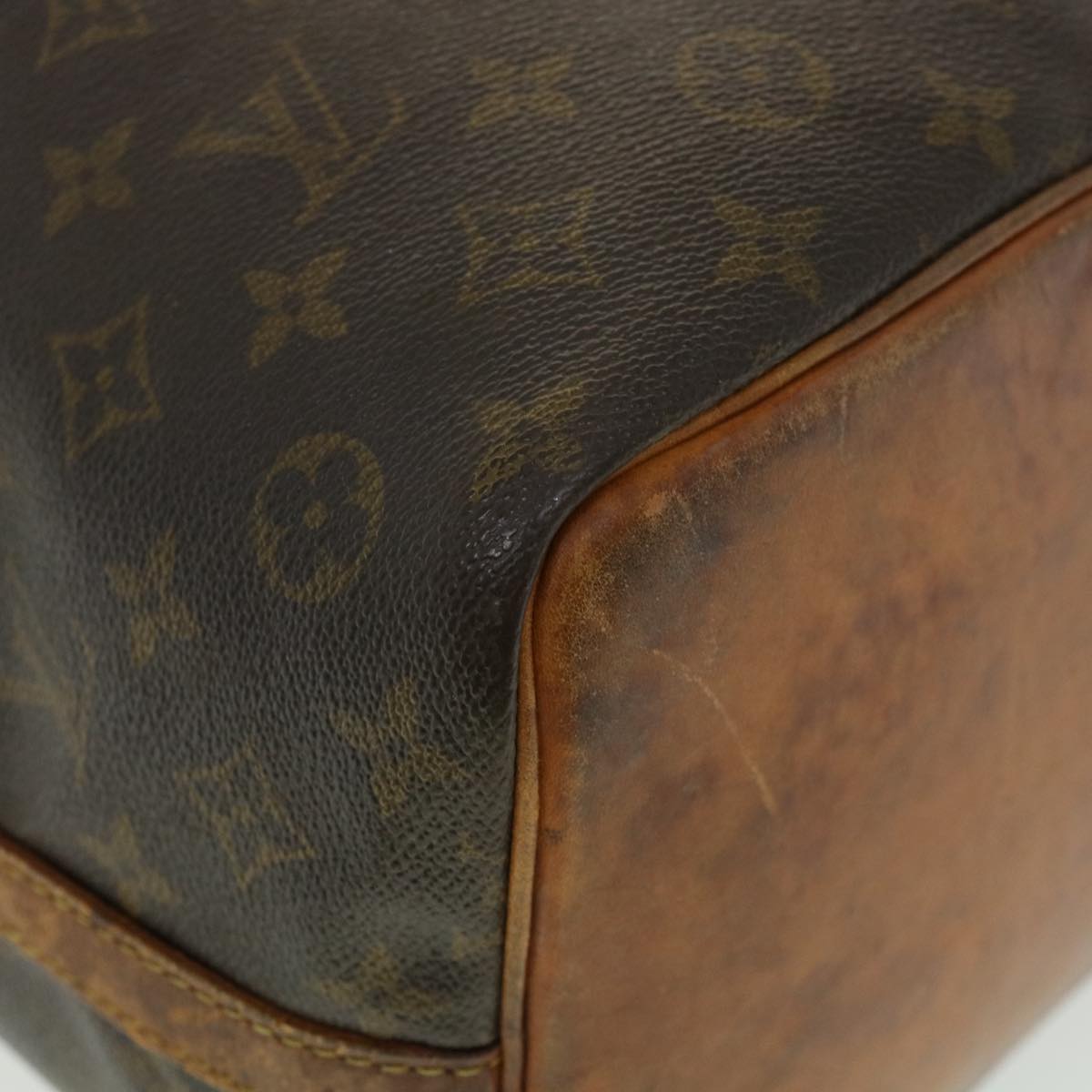 LOUIS VUITTON Monogram Petit Noe Shoulder Bag M42226 LV Auth 33402