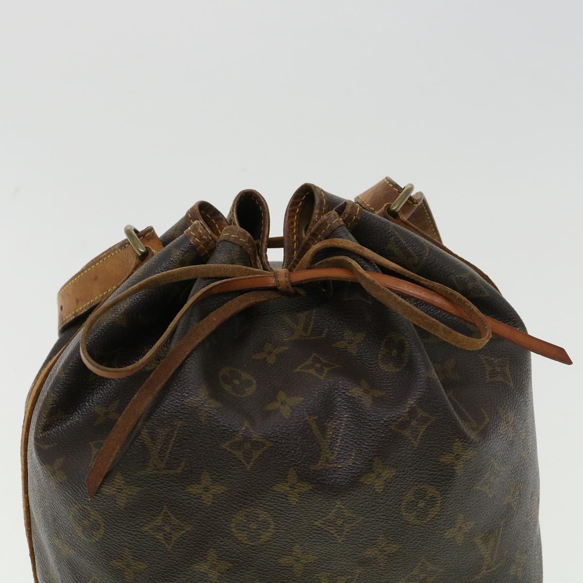 LOUIS VUITTON Monogram Petit Noe Shoulder Bag M42226 LV Auth 33402