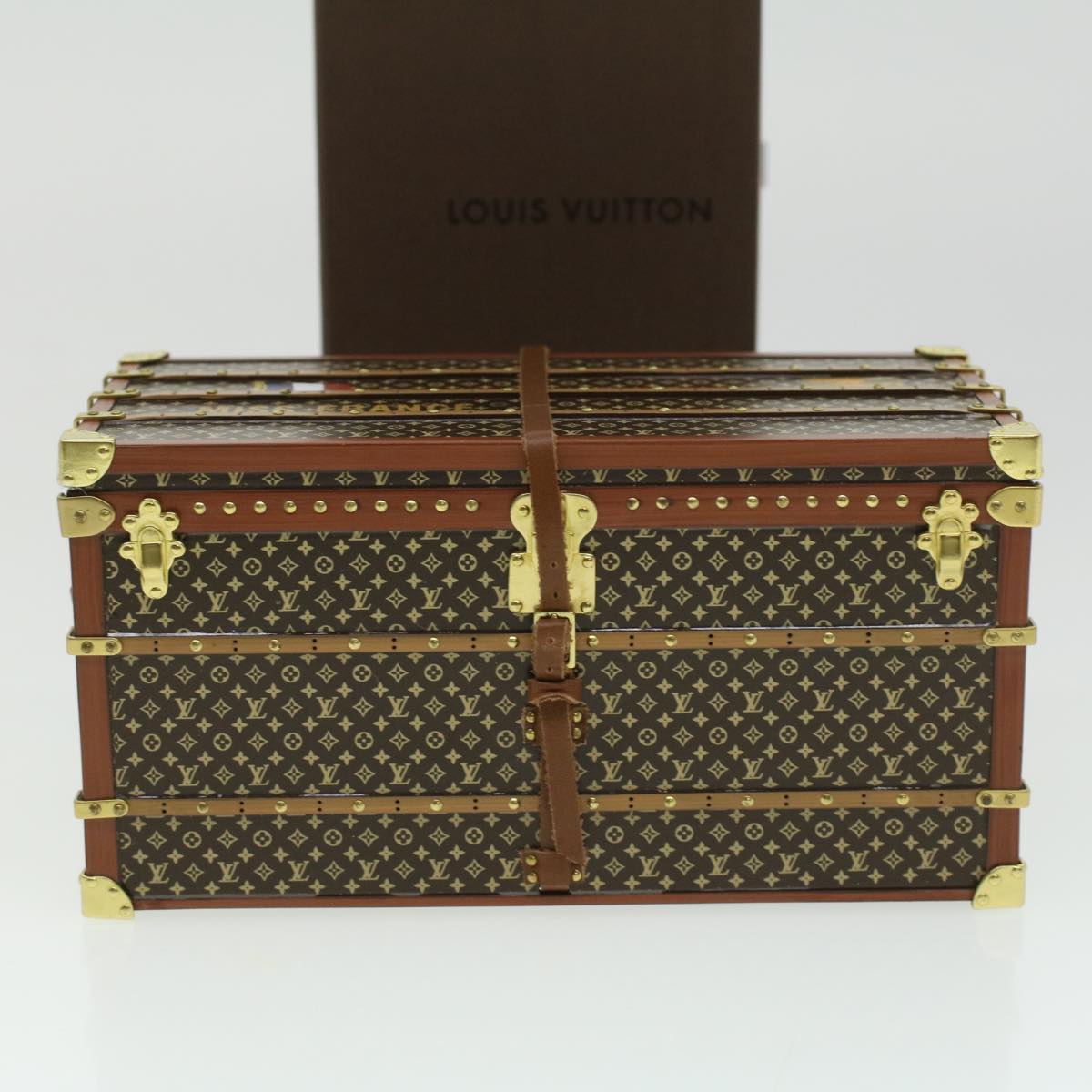 LOUIS VUITTON Miss France Paper weight Brown M99408 LV Auth 33403A