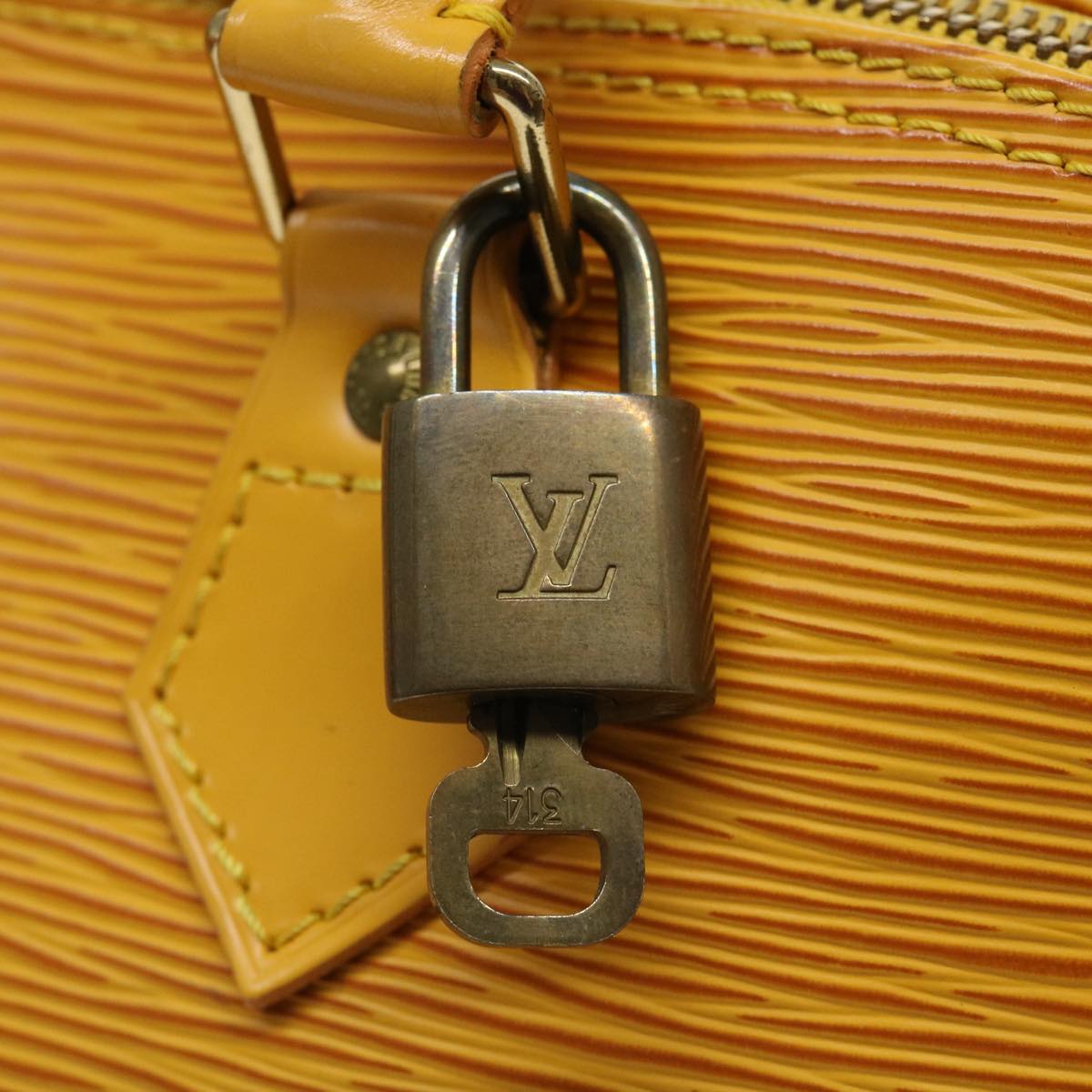 LOUIS VUITTON Epi Alma Hand Bag Yellow M52149 LV Auth 33475
