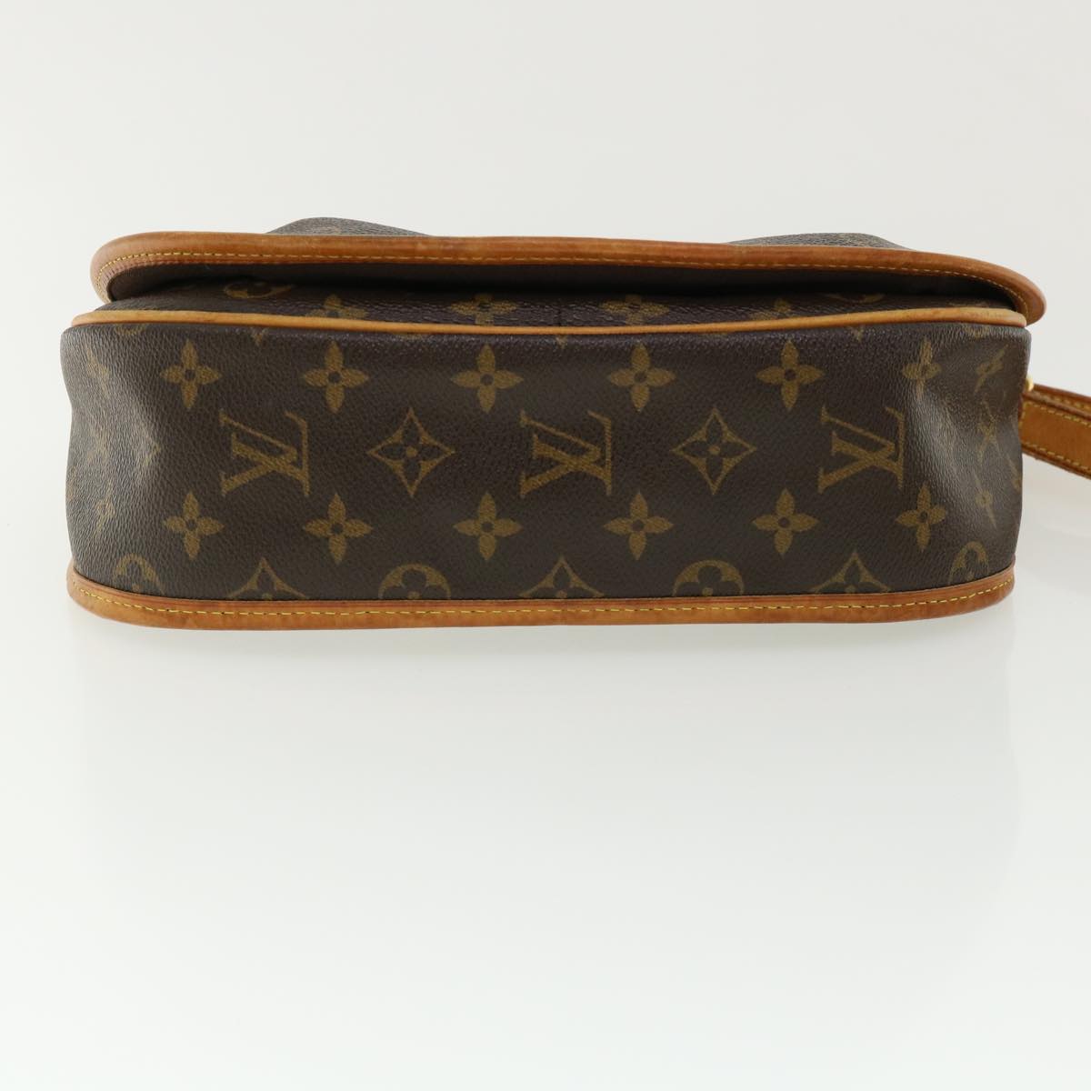 LOUIS VUITTON Monogram Menilmontant PM Shoulder Bag M40474 LV Auth 33636