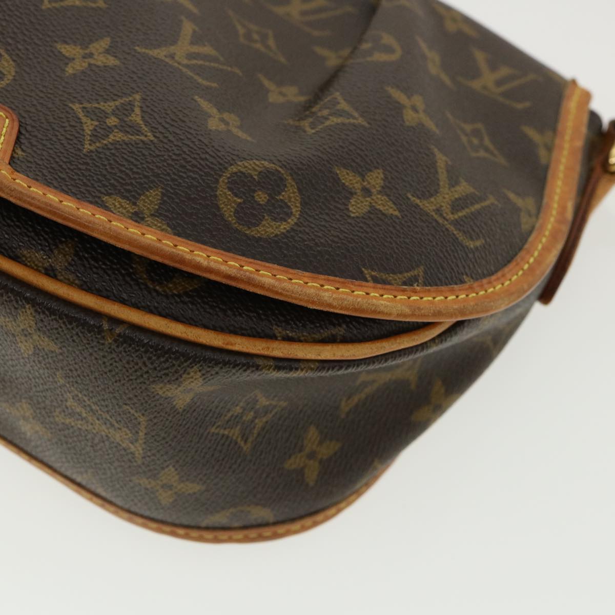 LOUIS VUITTON Monogram Menilmontant PM Shoulder Bag M40474 LV Auth 33636