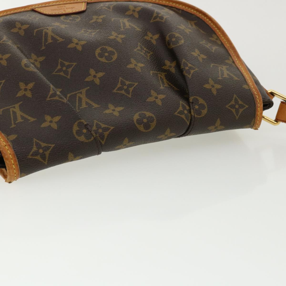 LOUIS VUITTON Monogram Menilmontant PM Shoulder Bag M40474 LV Auth 33636