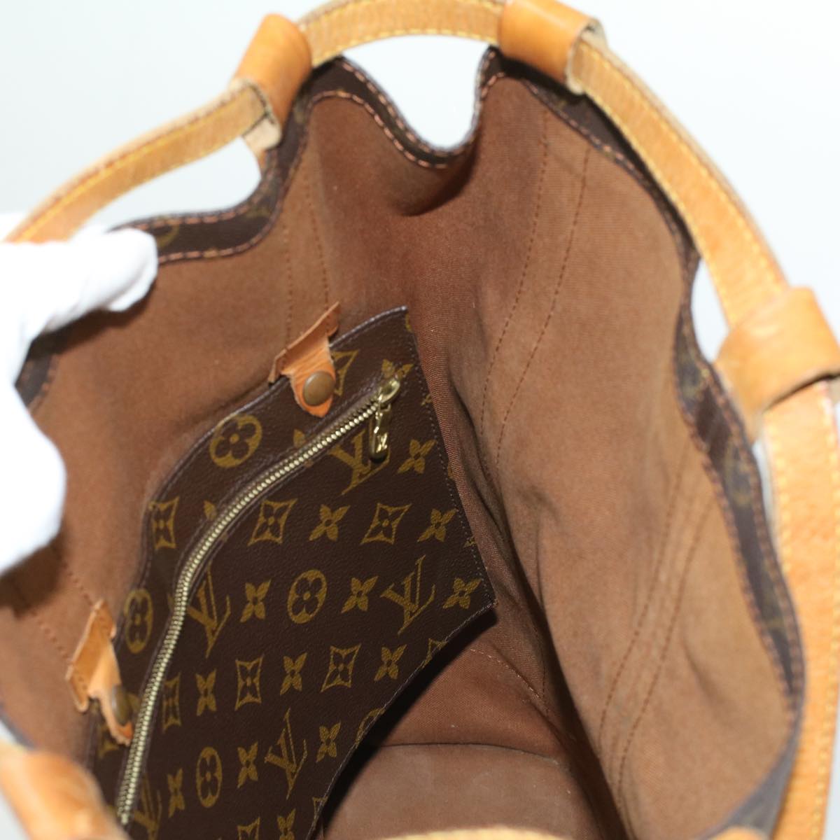 LOUIS VUITTON Monogram Randonnee GM Shoulder Bag M42244 LV Auth 33666