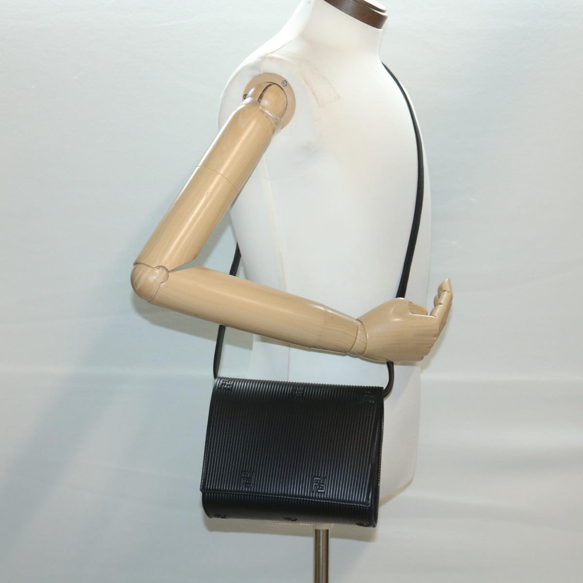 FENDI Shoulder Bag Leather Black Auth 34011