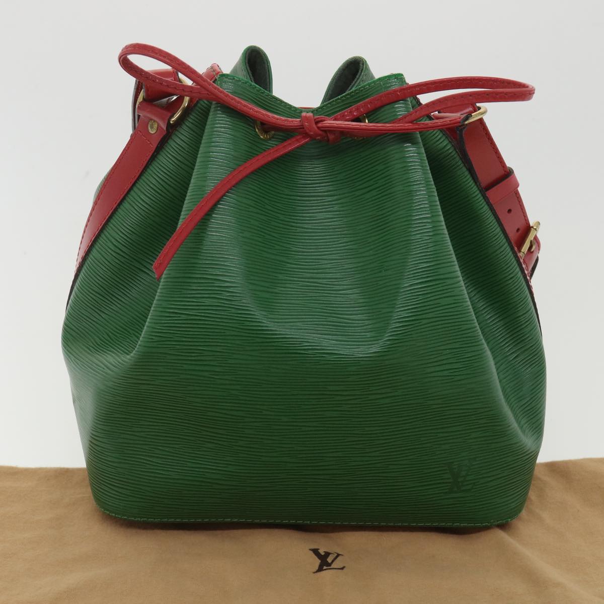 LOUIS VUITTON Epi Petit Noe Shoulder Bag Bicolor Red Green M44147 LV Auth 34139