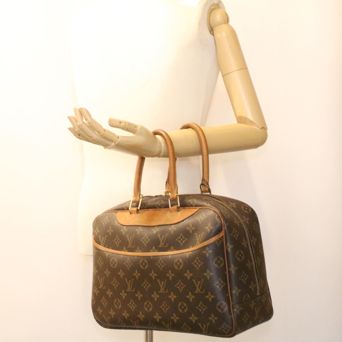 LOUIS VUITTON Monogram Deauville Hand Bag M47270 LV Auth 34261