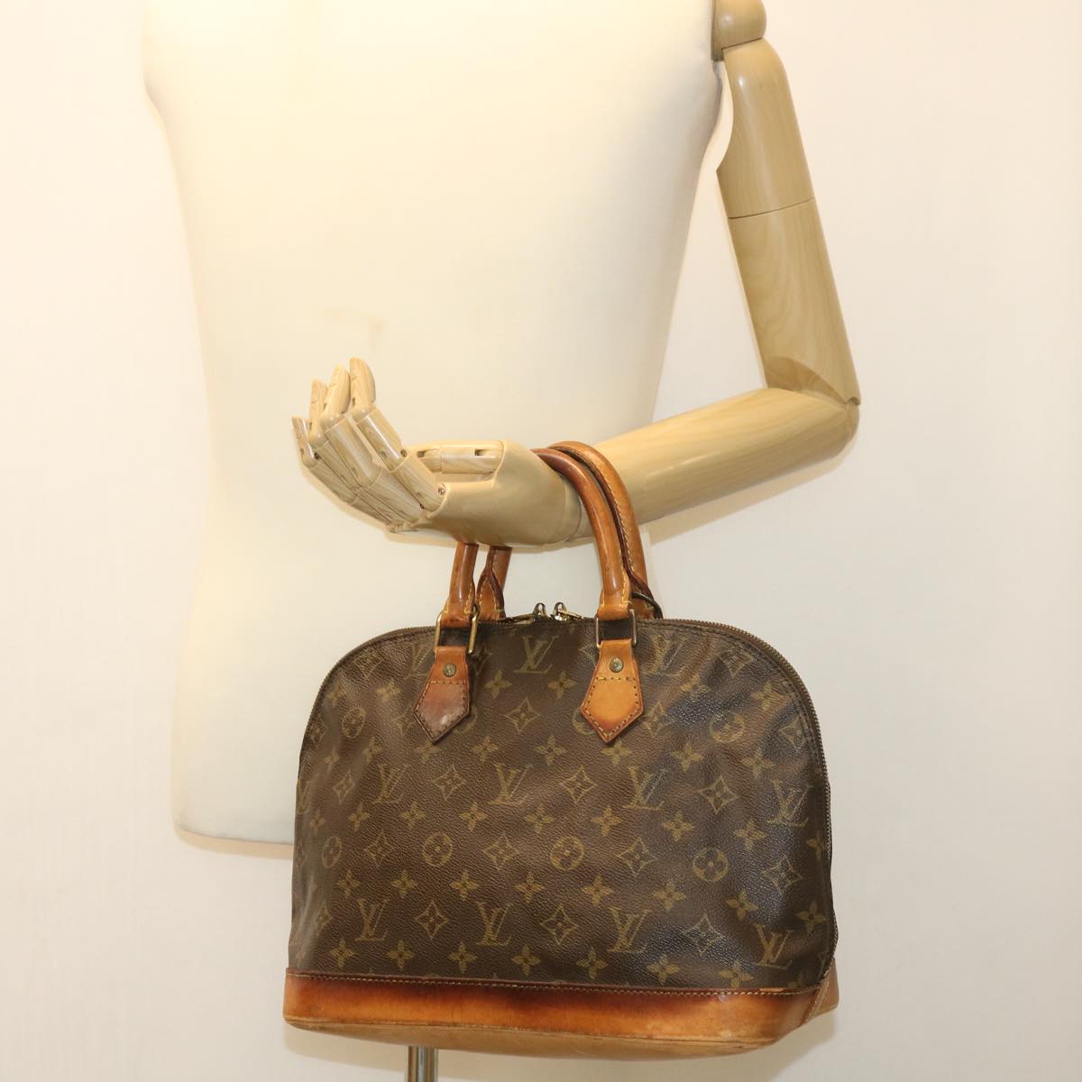 LOUIS VUITTON Monogram Alma Hand Bag M51130 LV Auth 34285